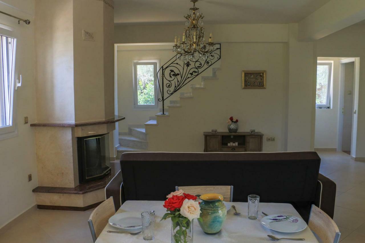 Maison Fleurs Diakopto Zewnętrze zdjęcie