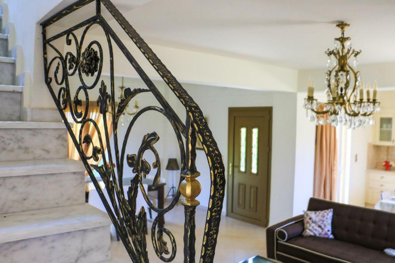 Maison Fleurs Diakopto Zewnętrze zdjęcie