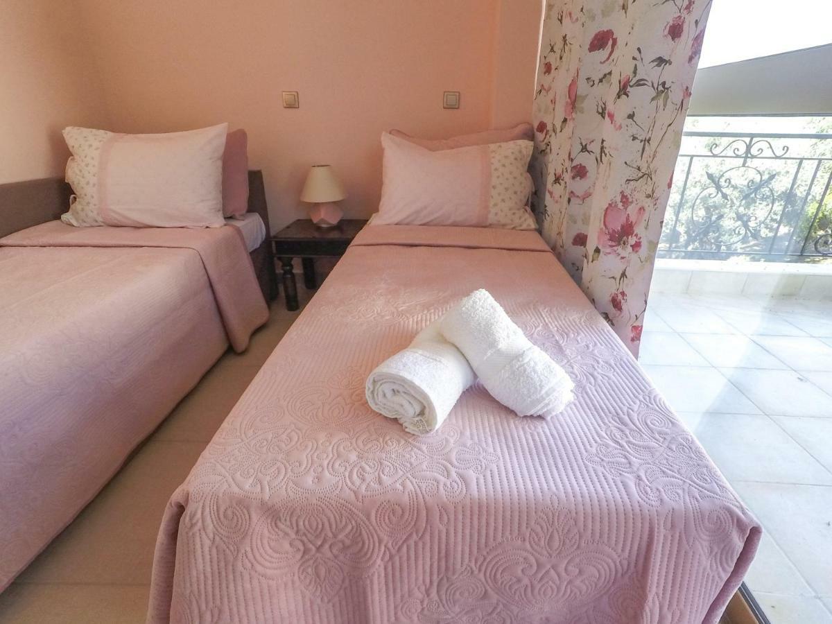 Maison Fleurs Diakopto Zewnętrze zdjęcie