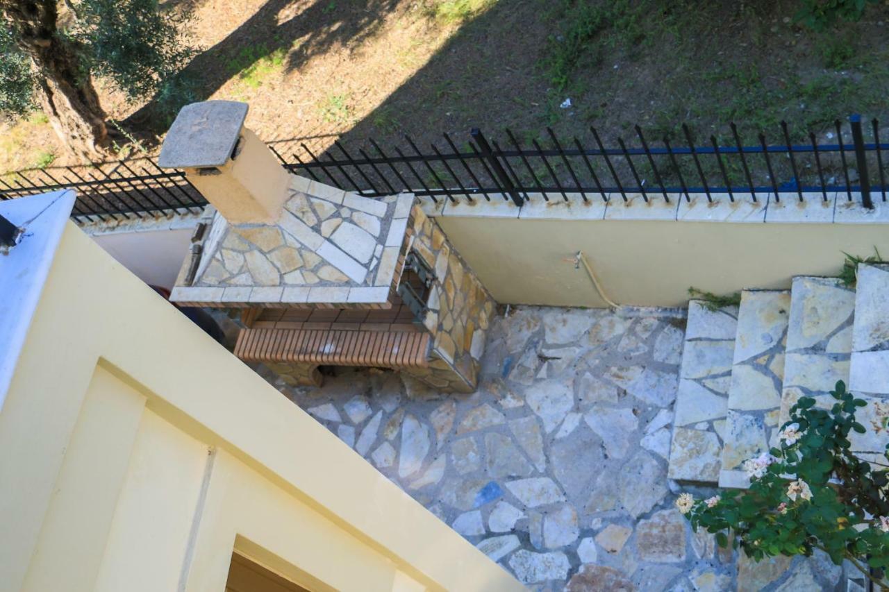 Maison Fleurs Diakopto Zewnętrze zdjęcie